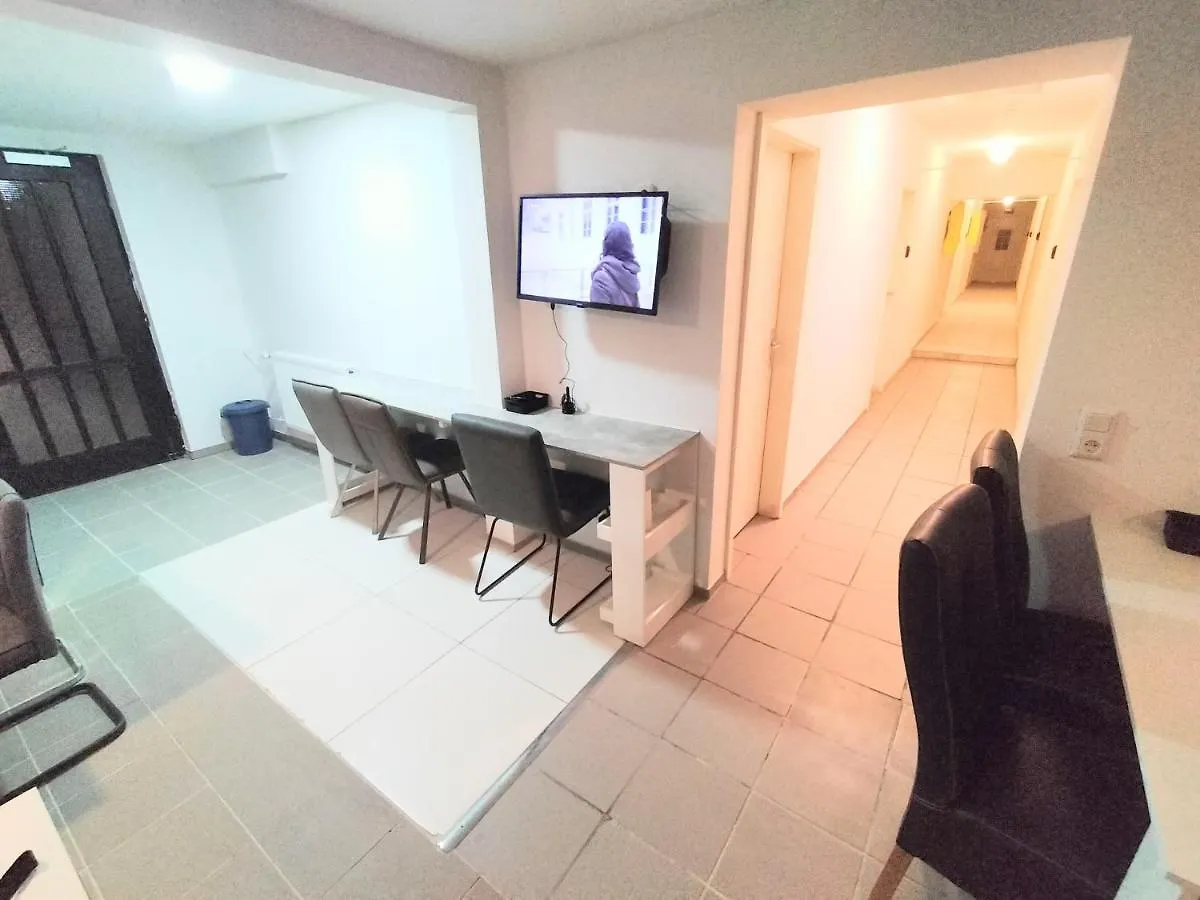 Studios Accommodation Frankfurt am Main Country house